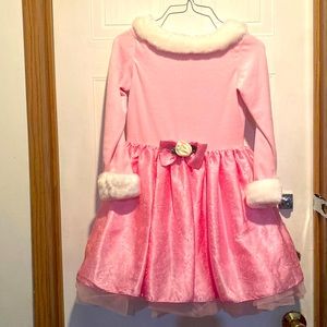 Girl dress. Pink- My twinn brand. Size M - to 6/7 years old